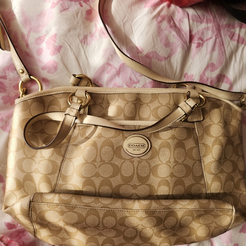 Coach Tan Shoulder Bag Vintage